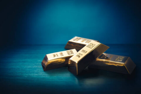 Gold Price Surrenders Intraday Gains but Finds Support Amid Global Tensions