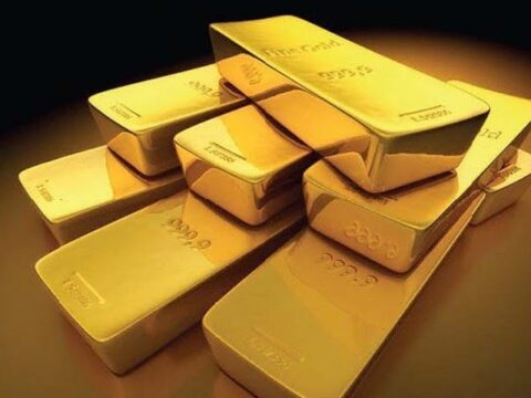 Gold Price Rises as Ukraine Talks Pause: Market Trends & Analysis