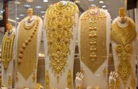 Gold Price in Pakistan Drops Rs900 per Tola