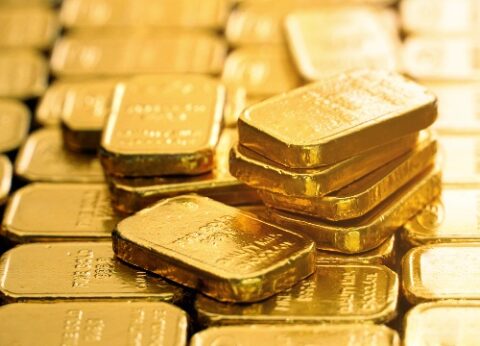 Gold Price Forecast: Attracts Buyers Amid Modest USD Weakness